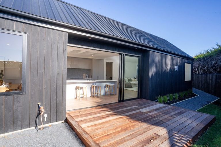 Photo of property in 1/29 Wrights Road, Addington, Christchurch, 8024