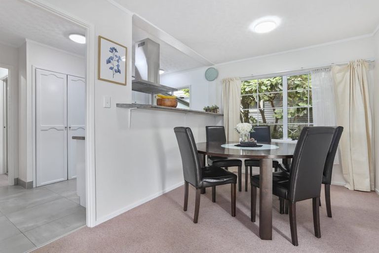 Photo of property in 56 James Laurie Street, Henderson, Auckland, 0612