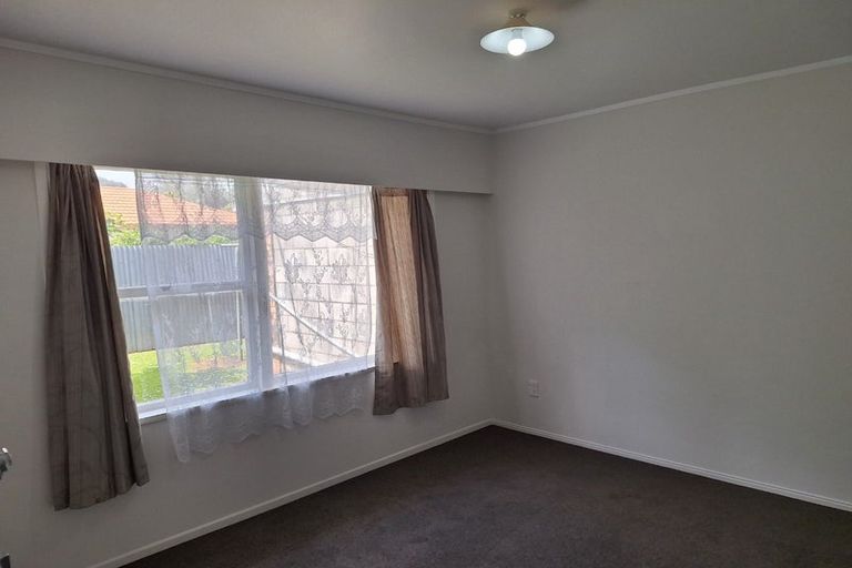 Photo of property in 28 Landscape Road, Papatoetoe, Auckland, 2025