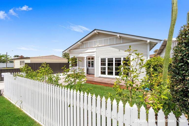 Photo of property in 31 Carnell Street, Napier South, Napier, 4110
