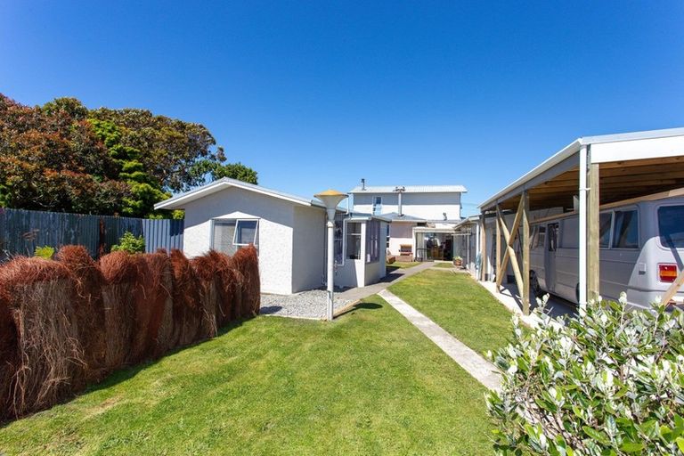 Photo of property in 91 Manuka Street, Castlecliff, Whanganui, 4501
