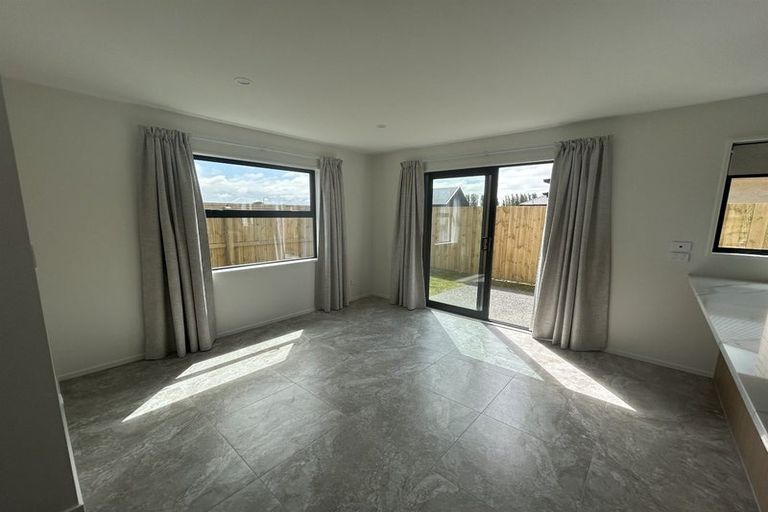 Photo of property in 15 Thirlwall Street, Woodend, 7610