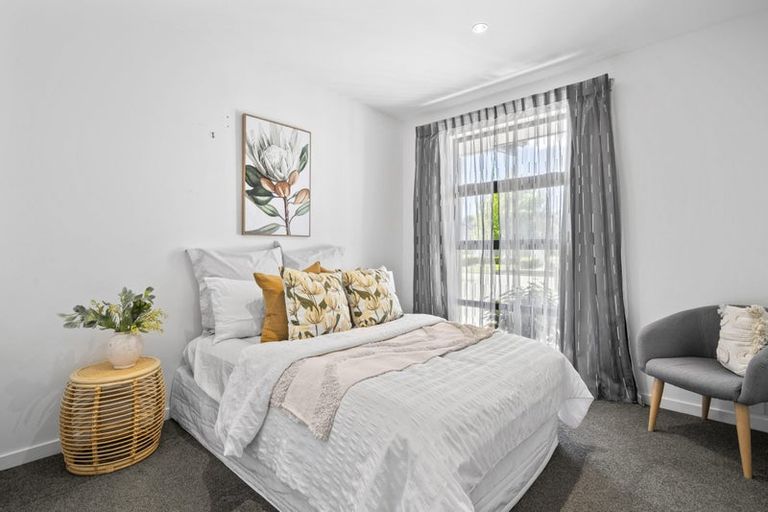 Photo of property in 27 Taiore Crescent, Marshland, Christchurch, 8083
