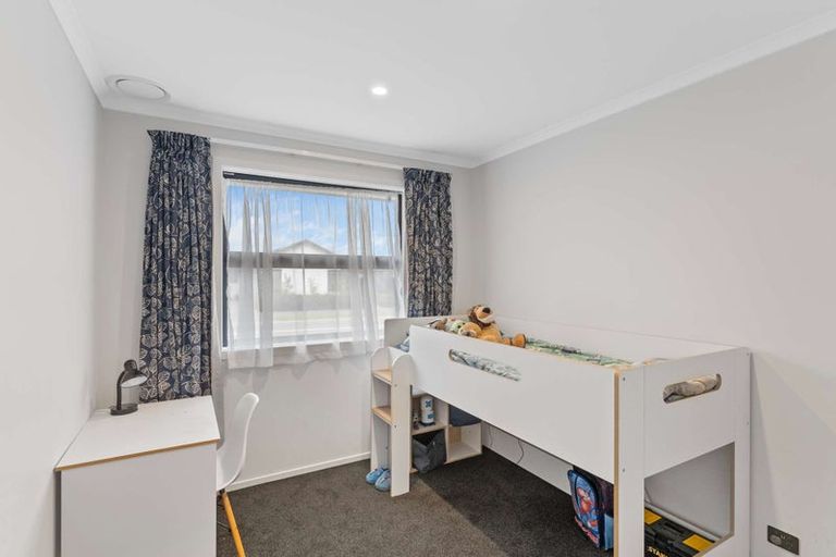 Photo of property in 2 Reuben Avenue, Rolleston, 7615