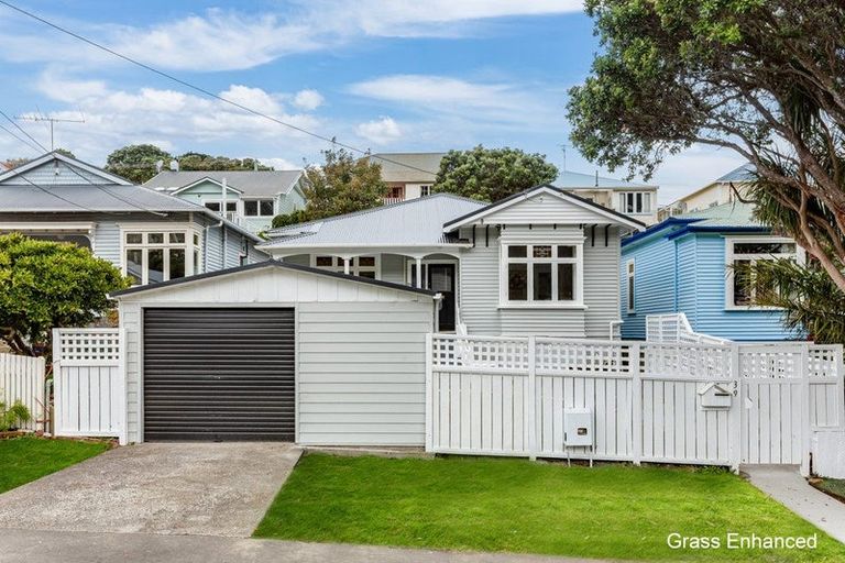 Photo of property in 39 Hohiria Road, Hataitai, Wellington, 6021
