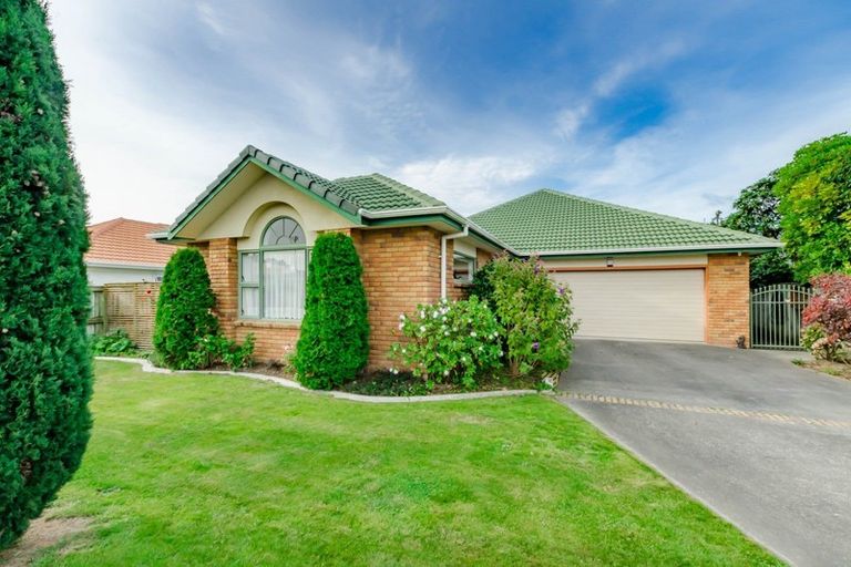 Photo of property in 105 Ngarara Road, Waikanae, 5036