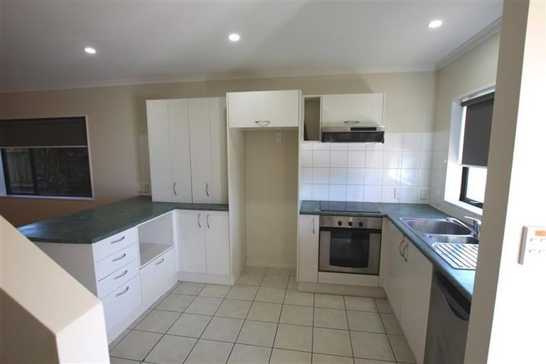 Photo of property in 86d Naylors Drive, Mangere, Auckland, 2022