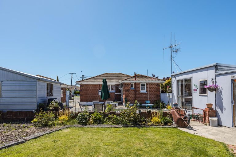 Photo of property in 27 Sandringham Street, Oamaru North, Oamaru, 9400