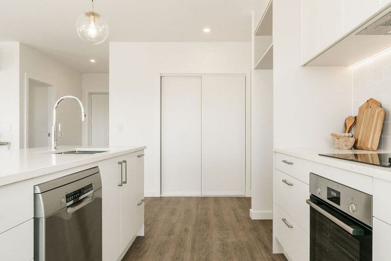 Photo of property in 13b Western Avenue, Omokoroa, 3114
