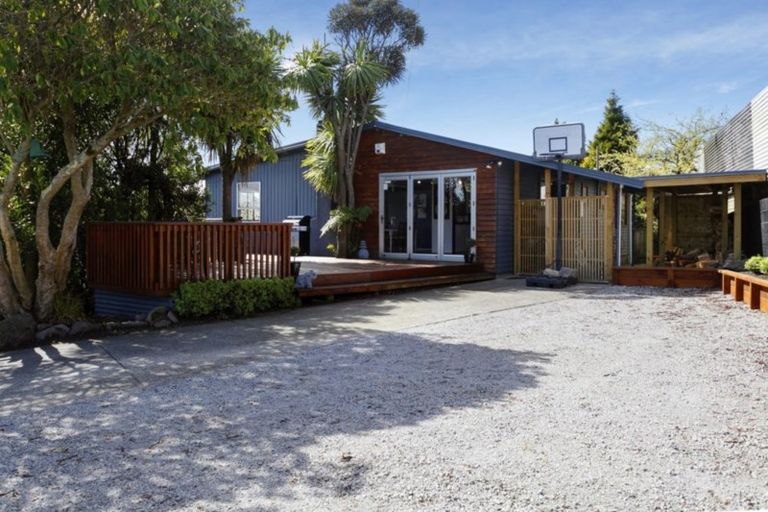 Photo of property in 44 Hinekura Avenue, Taupo, 3330