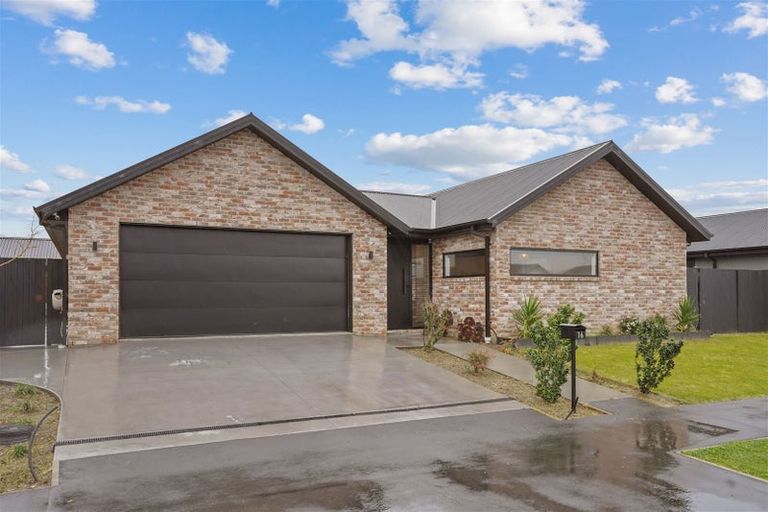 Photo of property in 16 Delapre Drive, Rolleston, 7615