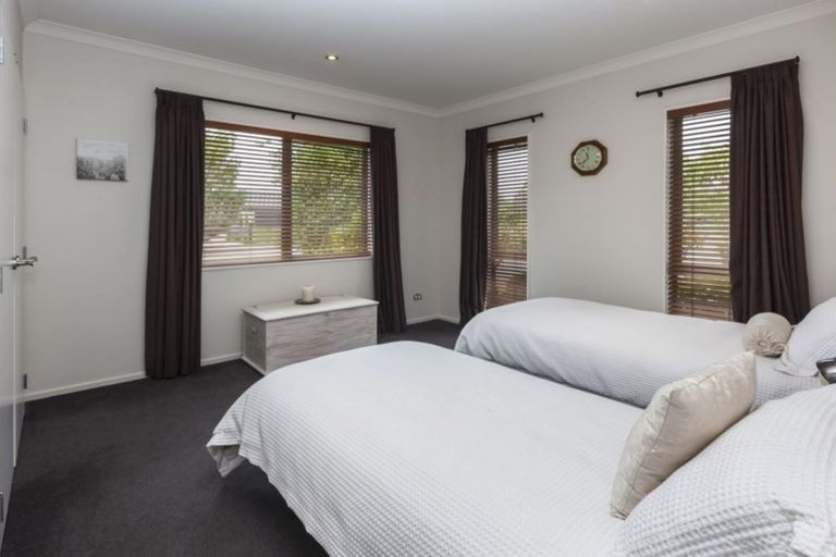 Photo of property in 16 Hampstead Lane, Prebbleton, 7604