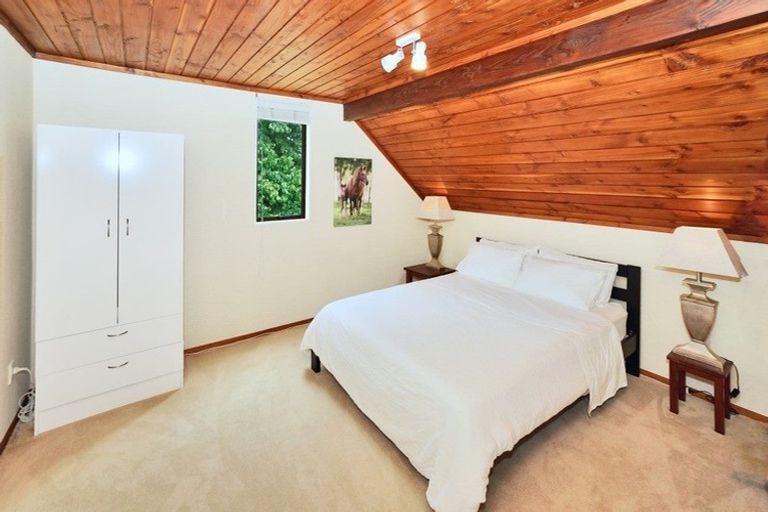 Photo of property in 19 Randell Place, Te Puke, 3119