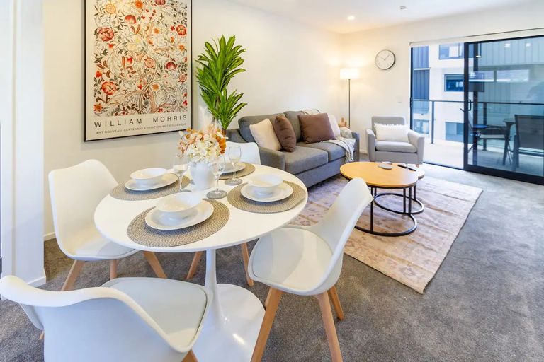 Photo of property in 701 Massey Road, Mangere, Auckland, 2022