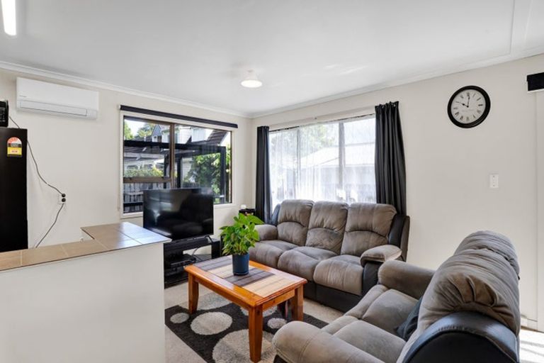 Photo of property in 1c Oswald Place, Stratford, 4332