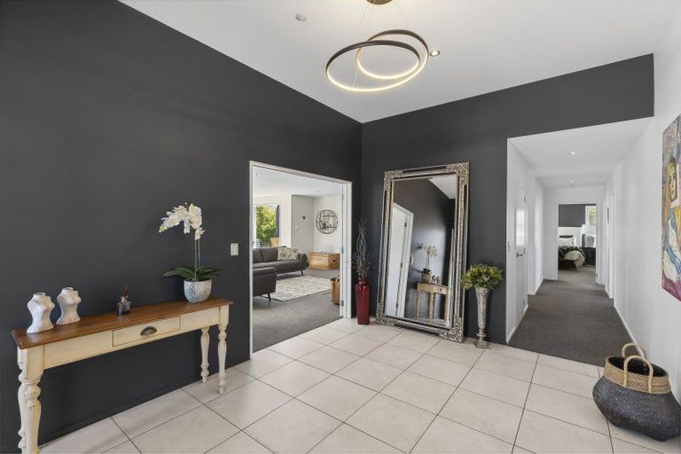 Photo of property in 22 Ethereal Crescent, Mount Pisa, Cromwell, 9383
