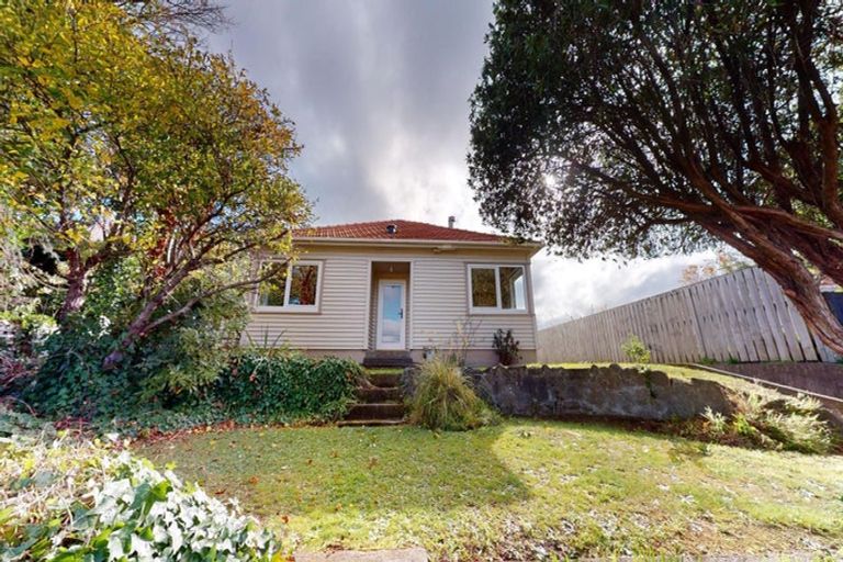 Photo of property in 11 Koromiko Avenue, Roslyn, Palmerston North, 4414