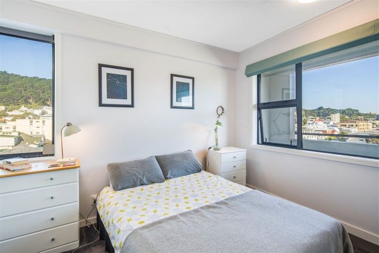 Photo of property in 17 Kent Terrace - Kent Apartments, 7b/16 Kent Terrace, Mount Victoria, Wellington, 6011