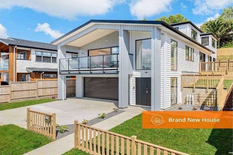 Photo of property in 13 Pacific Heights Road, Orewa, 0931