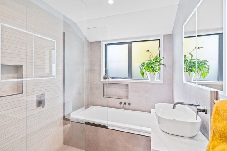 Photo of property in 36 Kinsella Crescent, Aidanfield, Christchurch, 8025