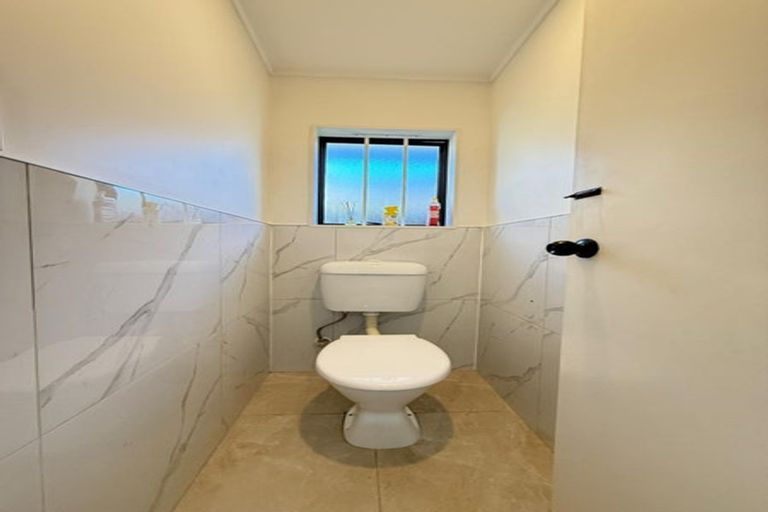 Photo of property in 2/13 Landscape Road, Papatoetoe, Auckland, 2025