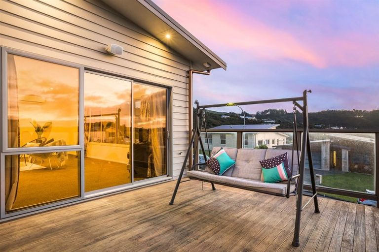 Photo of property in 51 Spyglass Lane, Whitby, Porirua, 5024