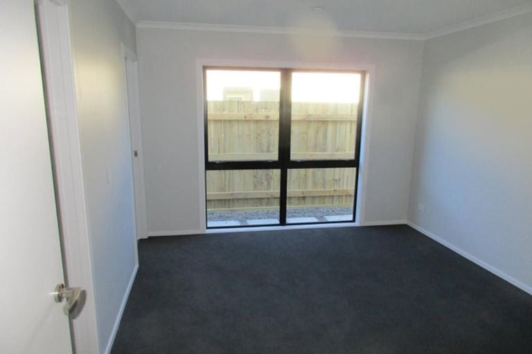 Photo of property in 30 Koru Loop, Paraparaumu, 5032