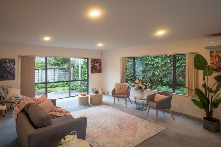 Photo of property in 1 Radstock Grove, Churton Park, Wellington, 6037