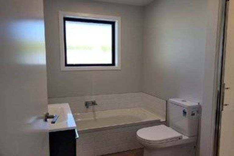 Photo of property in 10- 12 Shannon Street, Clifton, Invercargill, 9812