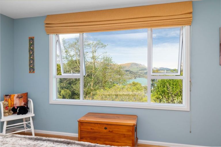 Photo of property in 46 Cornwall Road, Lyttelton, 8082