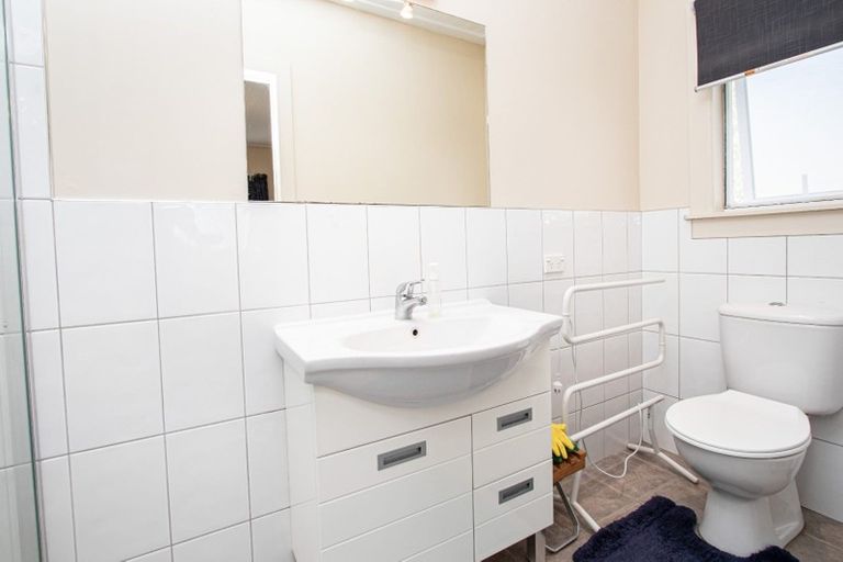 Photo of property in 83a Hall Street, Cambridge, 3434