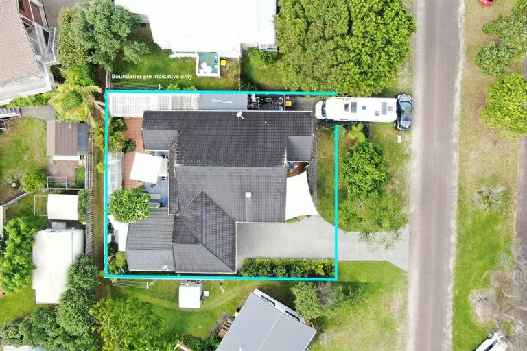 Photo of property in 23 Vista Paku, Pauanui, Hikuai, 3579