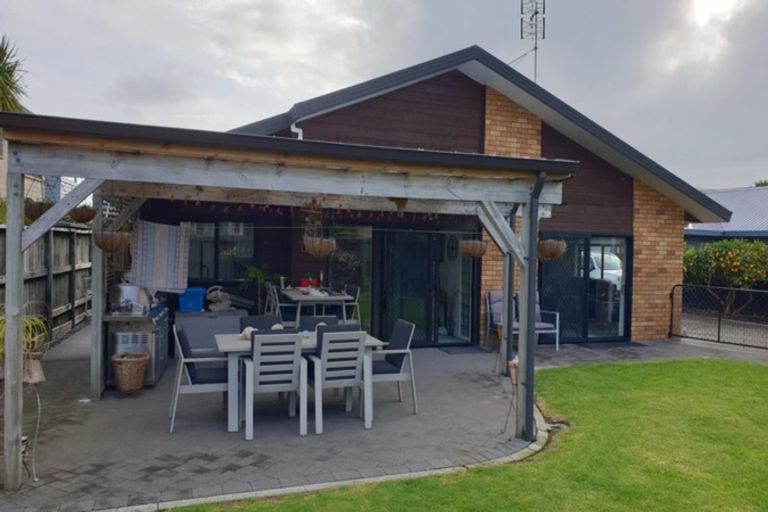 Photo of property in 9 Russley Drive, Mount Maunganui, 3116