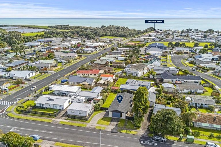 Photo of property in 5 Dillon Drive, Bell Block, New Plymouth, 4312