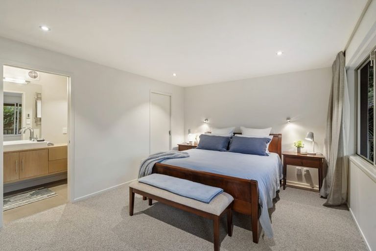 Photo of property in 61 Hinemoa Street, Birkenhead, Auckland, 0626