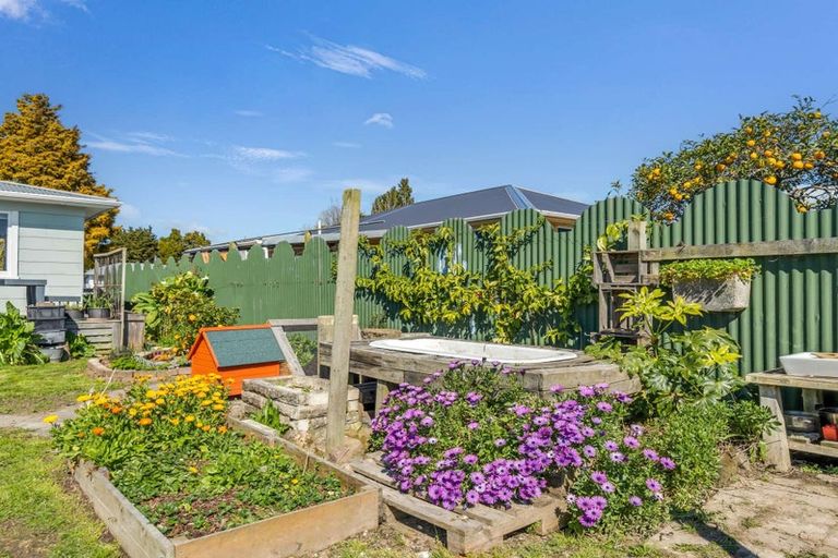 Photo of property in 15 Rimu Street, Edgecumbe, 3120