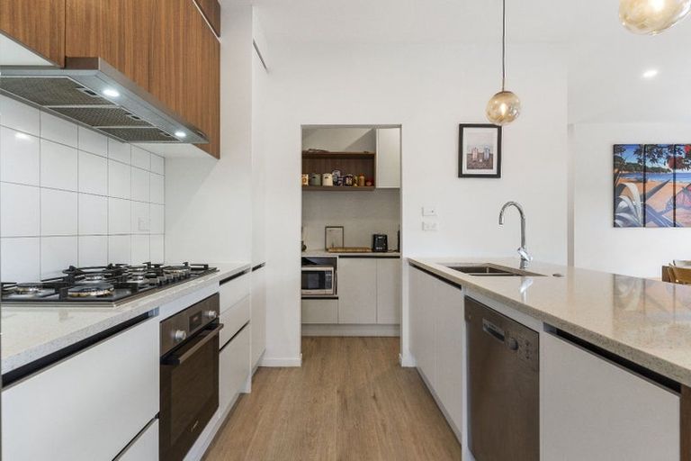 Photo of property in 42 Skua Road, Hobsonville, Auckland, 0616