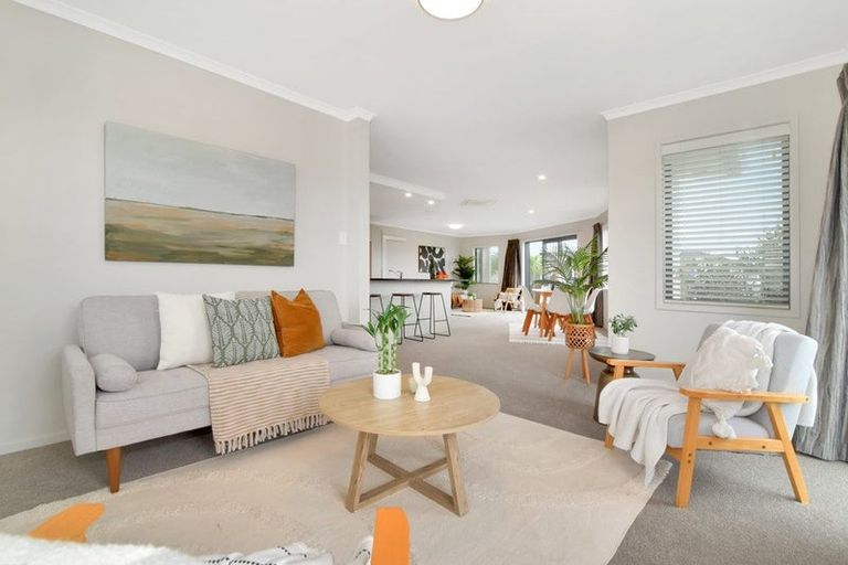 Photo of property in 9 Hiria Crescent, Papamoa Beach, Papamoa, 3118