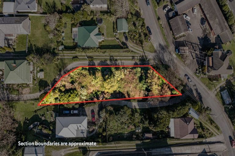 Photo of property in 39 Huanui Street, Ranui, Porirua, 5024