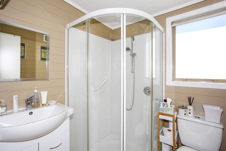 Photo of property in 1 Rifle Range Road, Pukekohe, 2676