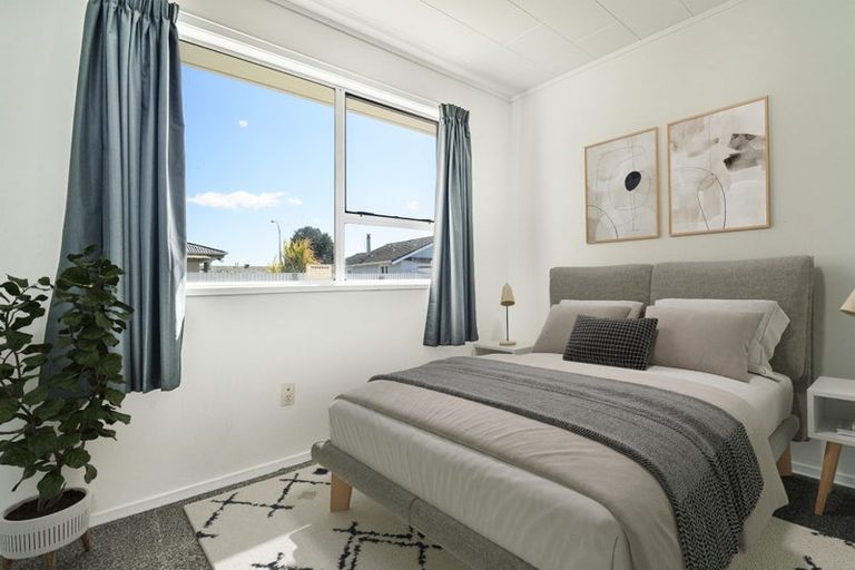 Photo of property in 805a Hastings Street North, Hastings, 4122