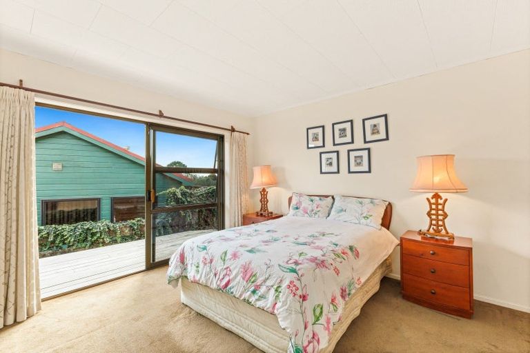 Photo of property in 9 Falls View Road, Haruru, 0204