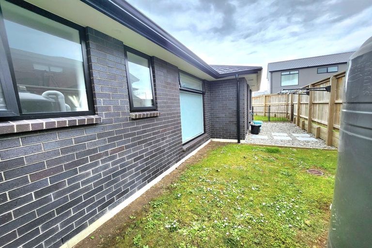 Photo of property in 4 Jonah Lomu Drive, Paerata, 2124