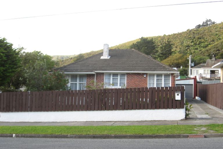 Photo of property in 58 Judd Crescent, Naenae, Lower Hutt, 5011