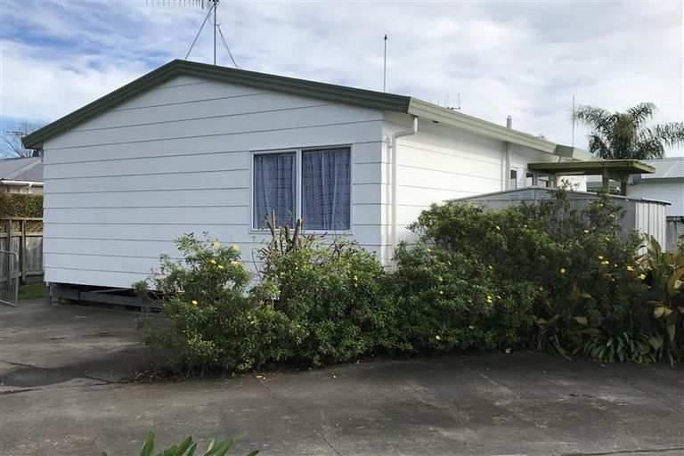 Photo of property in 1/38 Bowling Road, Greenmeadows, Napier, 4112