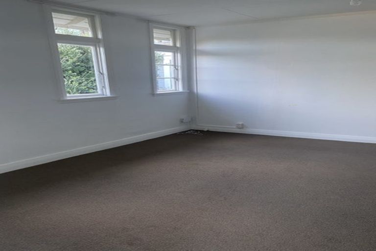 Photo of property in 3/15 Dover Street, Island Bay, Wellington, 6023