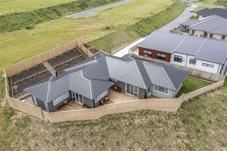 Photo of property in 173 John Burke Drive, Aotea, Porirua, 5024