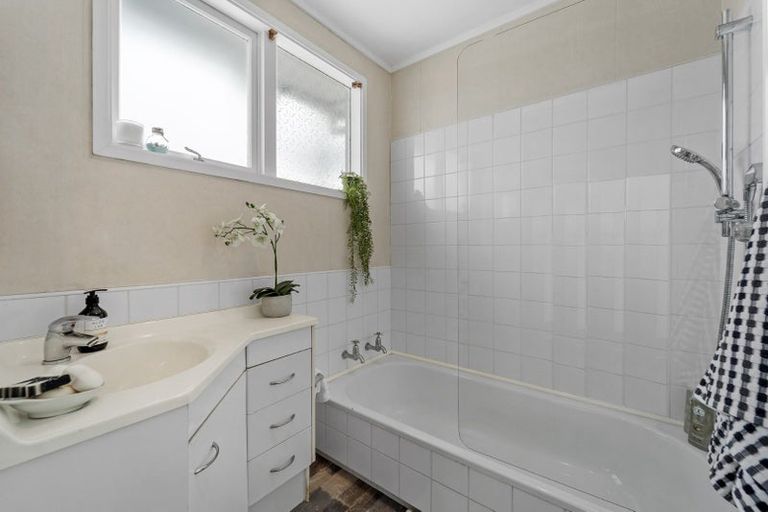 Photo of property in 774 Whangaparaoa Road, Manly, Whangaparaoa, 0930