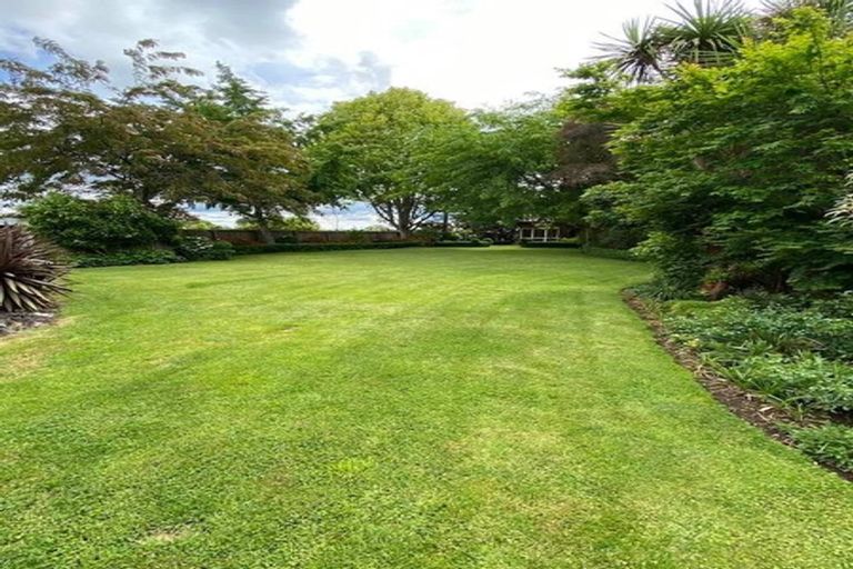 Photo of property in 56 Saint James Drive, Huntington, Hamilton, 3210