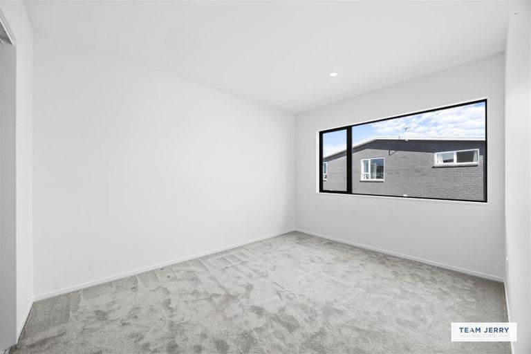Photo of property in 339b Bucklands Beach Road, Bucklands Beach, Auckland, 2012